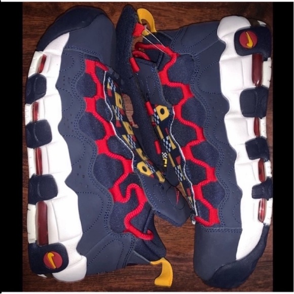 nike air more money nautical